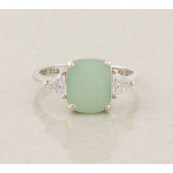 Sterling Silver Green Quartz and Cubic Zirconia Ring Size 8 1/4 Vintage Avon - Picture 1 of 7
